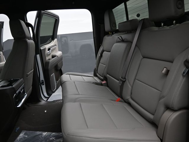 2025 GMC Sierra 1500 4WD Crew Cab Short Box SLT