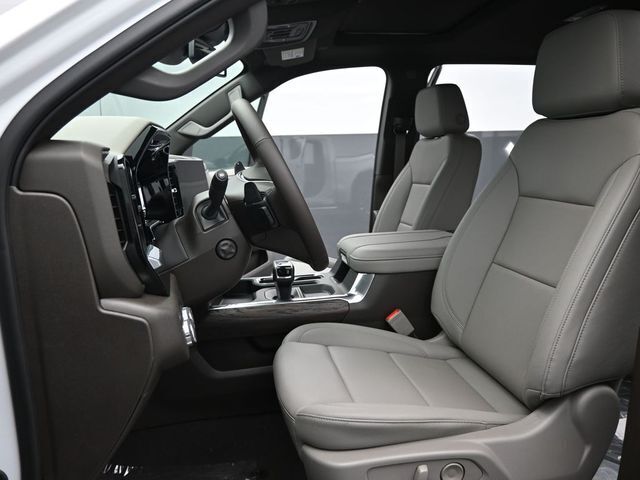 2025 GMC Sierra 1500 4WD Crew Cab Short Box SLT