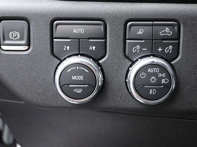 2025 GMC Sierra 1500 4WD Crew Cab Short Box Elevation with 3SB
