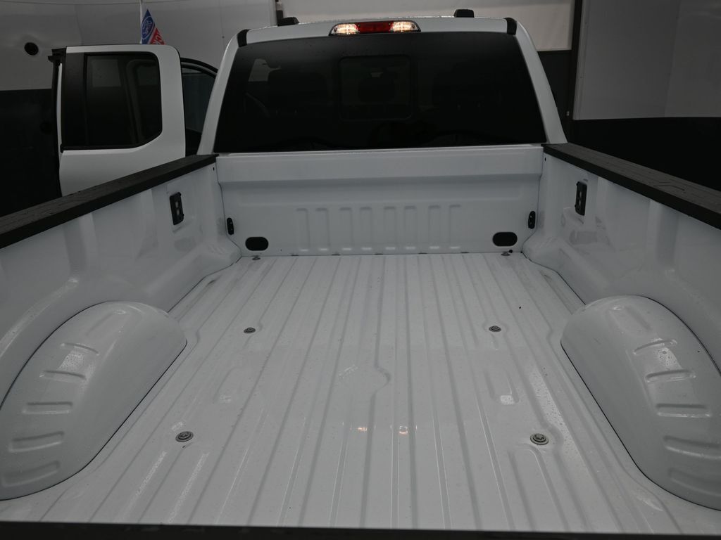 2026 Ford F-350 Super Duty XLT