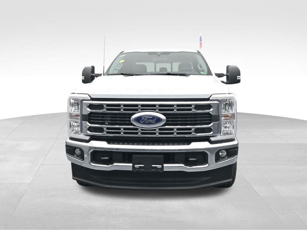 2026 Ford F-350 Super Duty XLT