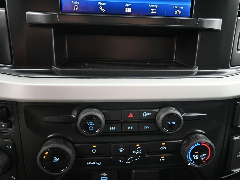 2026 Ford F-350 Super Duty XLT