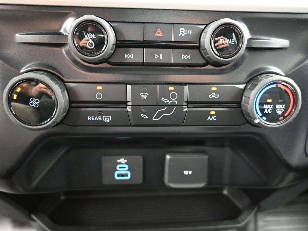2026 Ford F-350 Super Duty XLT