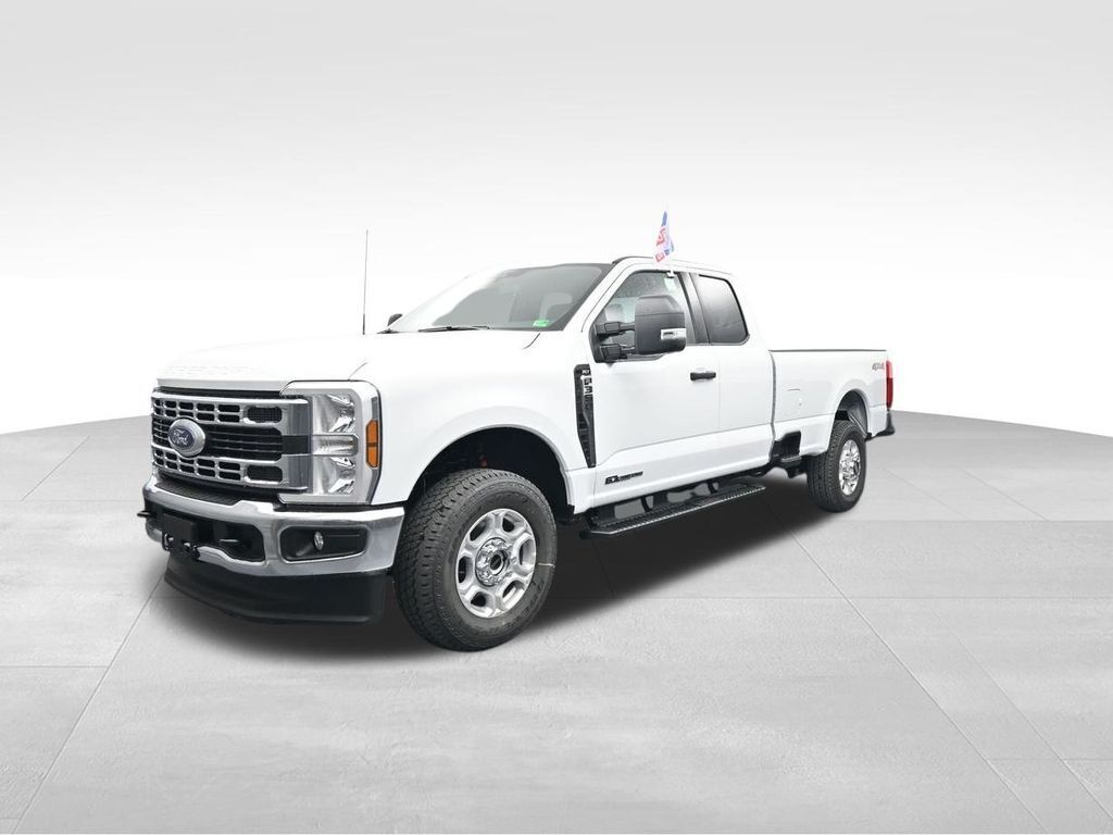 2026 Ford F-350 Super Duty XLT