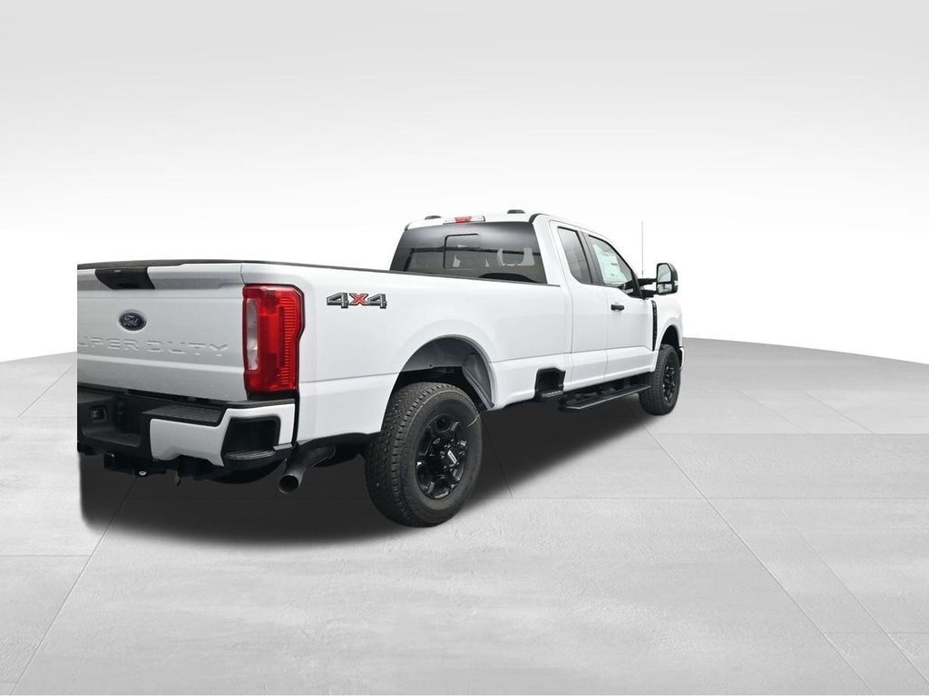 2026 Ford F-350 Super Duty XL