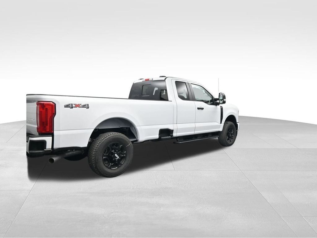 2026 Ford F-350 Super Duty XL