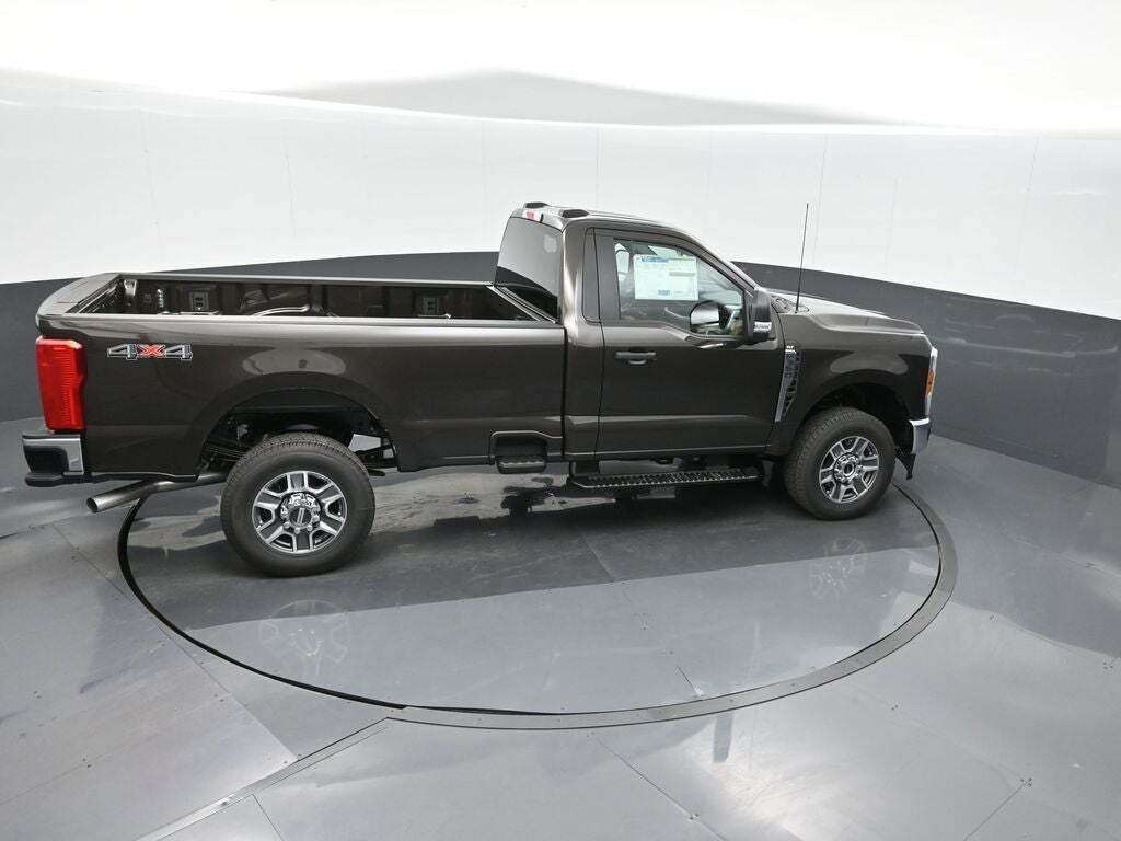 2025 Ford F-350 Super Duty XLT