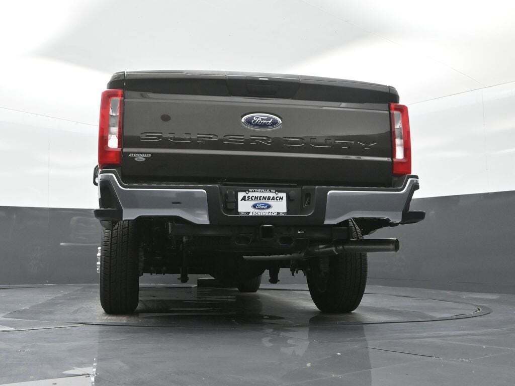 2025 Ford F-350 Super Duty XLT