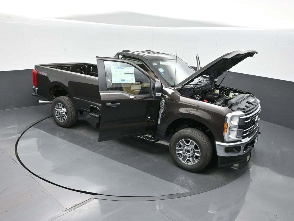 2025 Ford F-350 Super Duty XLT
