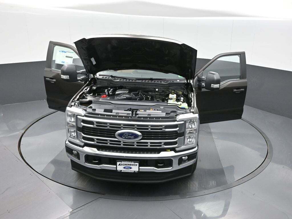 2025 Ford F-350 Super Duty XLT