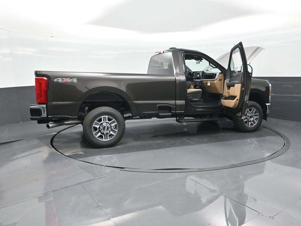 2025 Ford F-350 Super Duty XLT