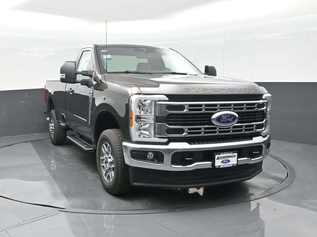 2025 Ford F-350 Super Duty XLT