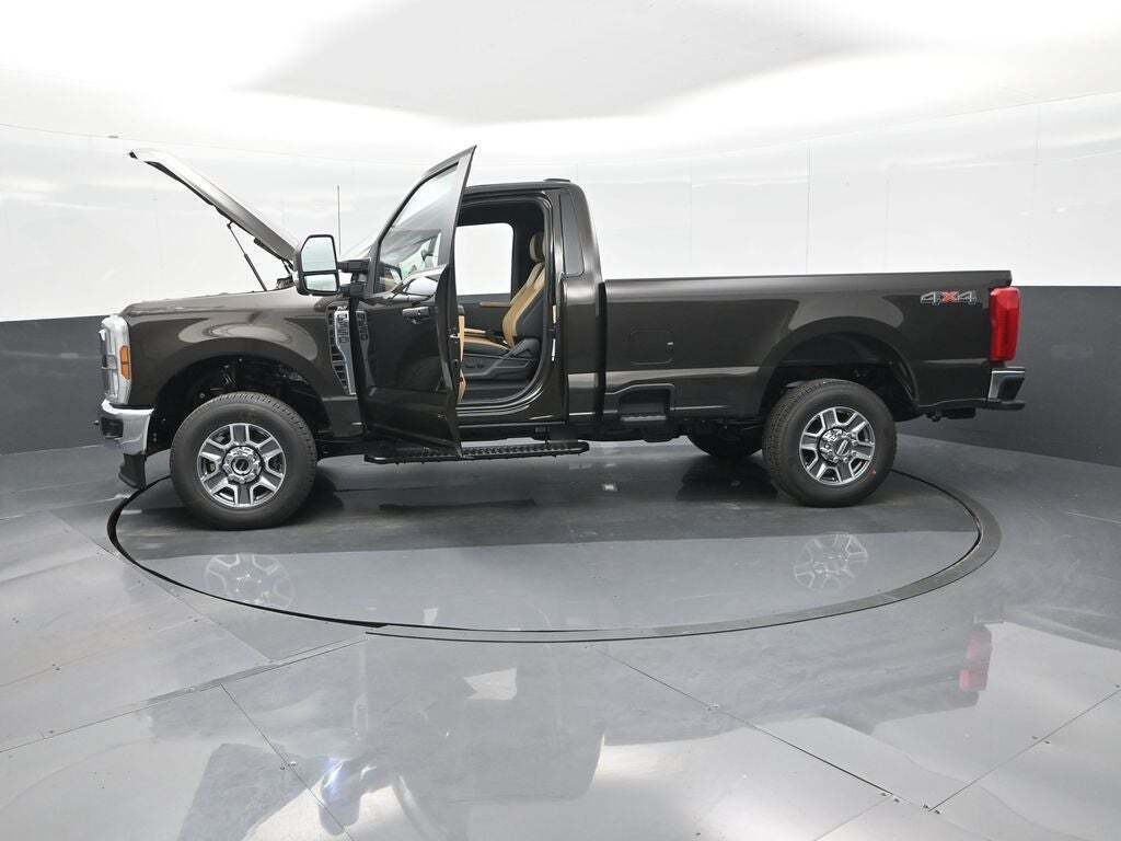 2025 Ford F-350 Super Duty XLT