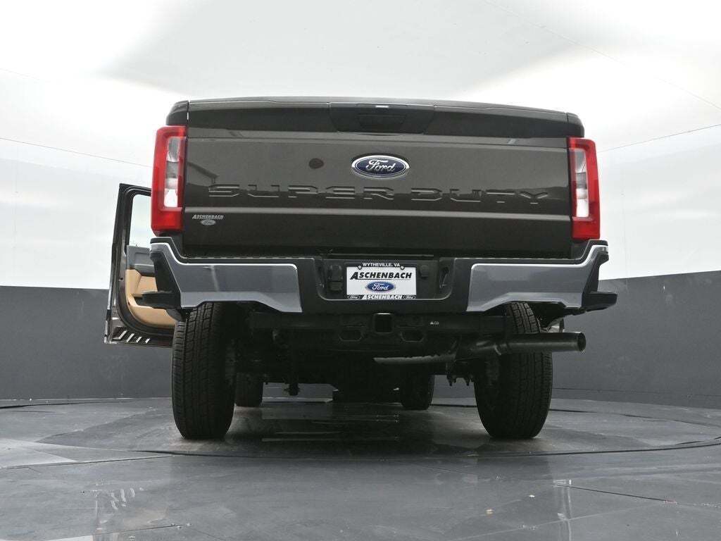 2025 Ford F-350 Super Duty XLT