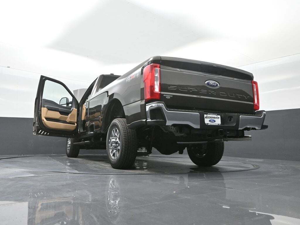 2025 Ford F-350 Super Duty XLT