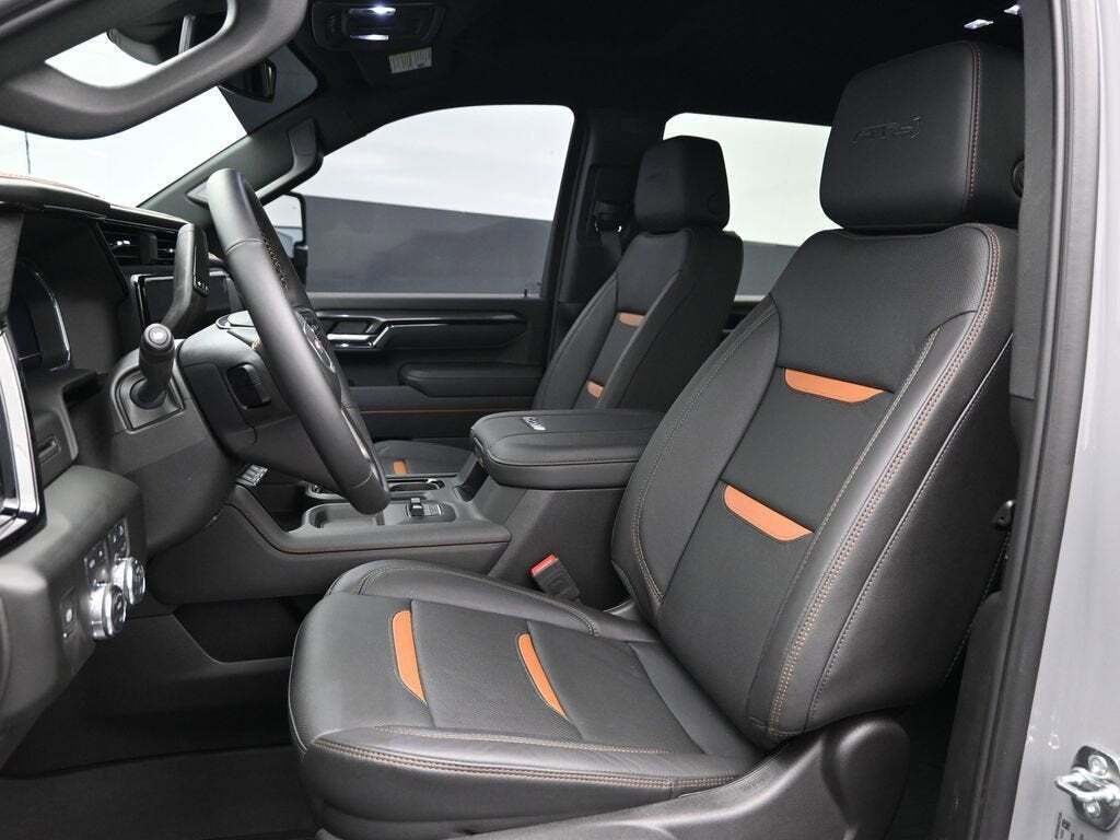 2025 GMC Sierra 3500HD AT4