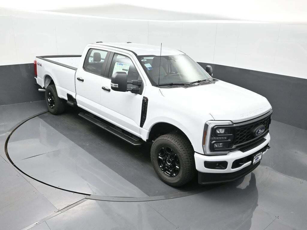 2026 Ford F-350 Super Duty XL