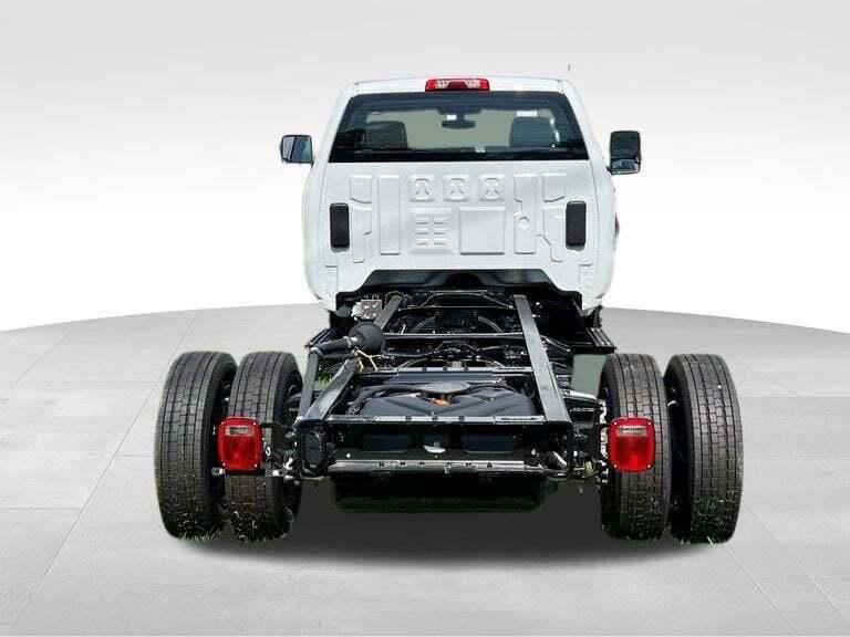 2023 Chevrolet Silverado 4500HD 