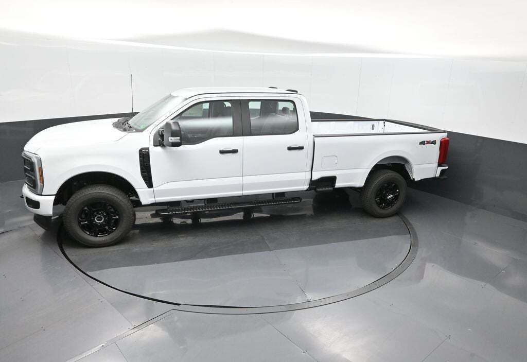 2026 Ford F-350 Super Duty XL