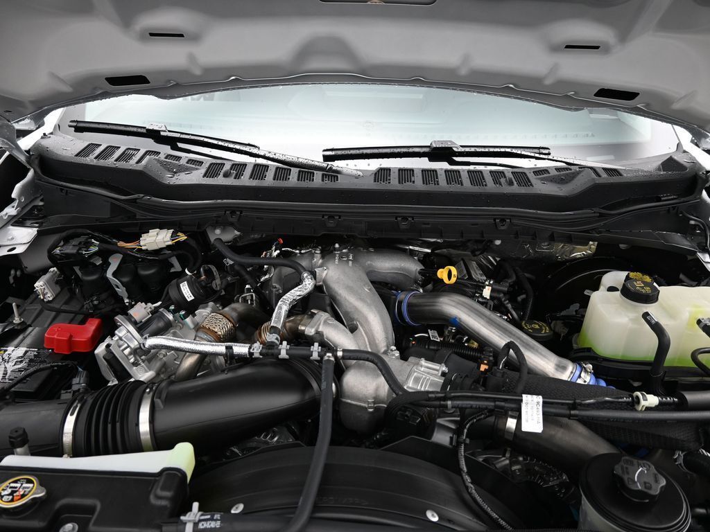 2026 Ford Super Duty F-350 SRW XLT