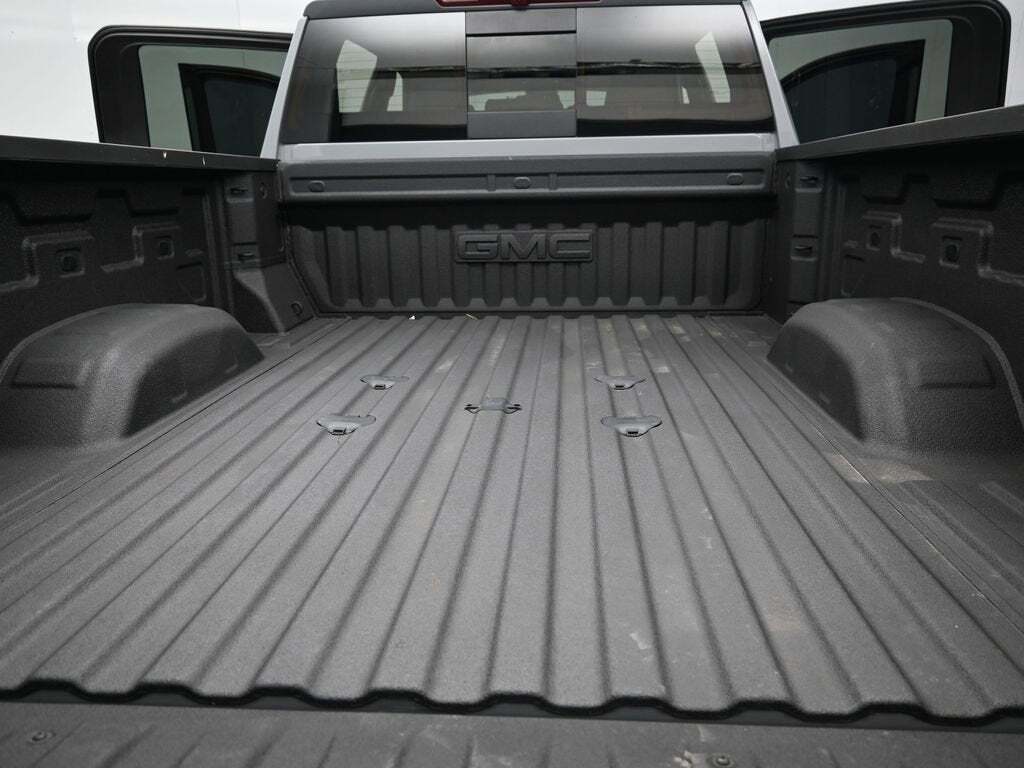 2025 GMC Sierra 3500HD AT4