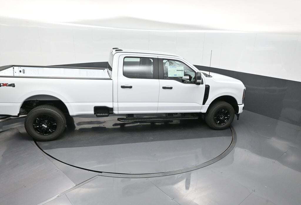 2026 Ford F-350 Super Duty XL