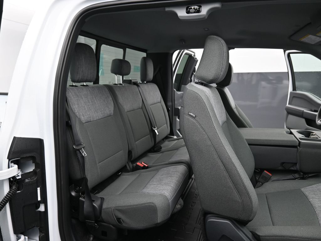 2026 Ford Super Duty F-350 SRW XLT