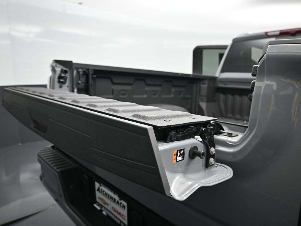 2025 GMC Sierra 3500HD AT4