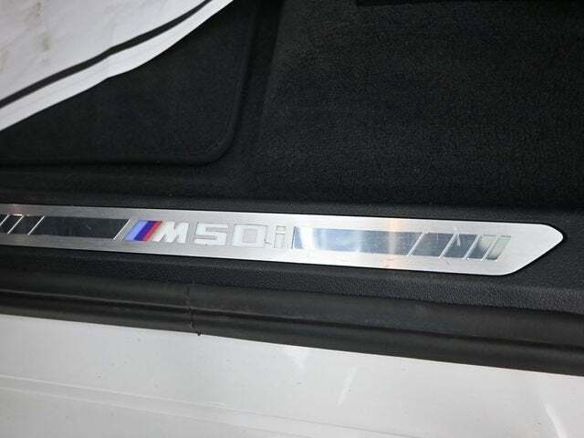 2022 BMW X5 M50i