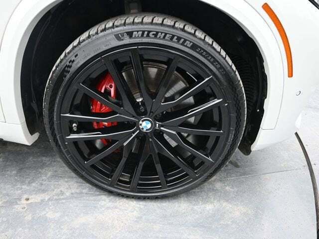 2022 BMW X5 M50i