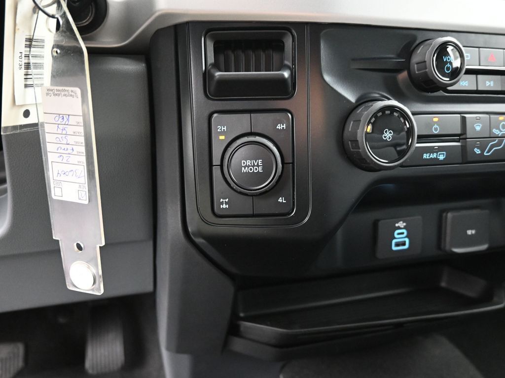 2026 Ford Super Duty F-350 SRW XL