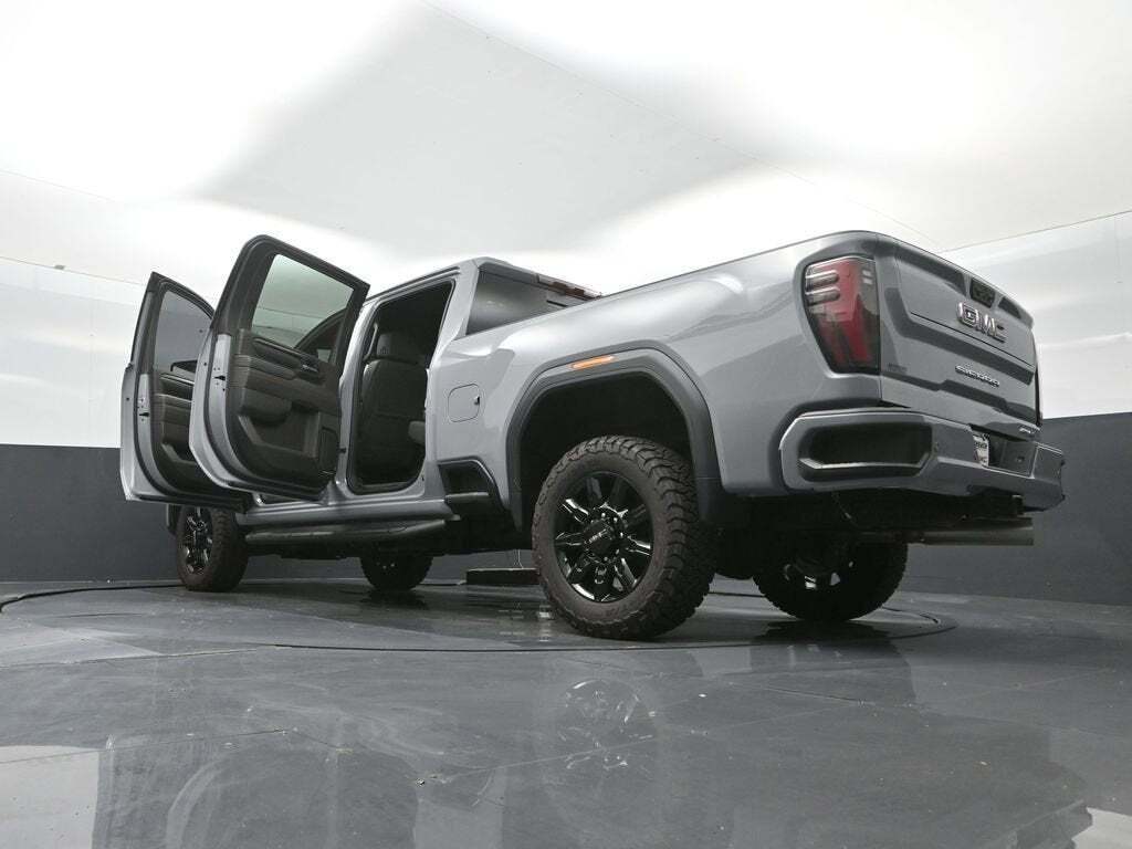 2025 GMC Sierra 3500HD AT4
