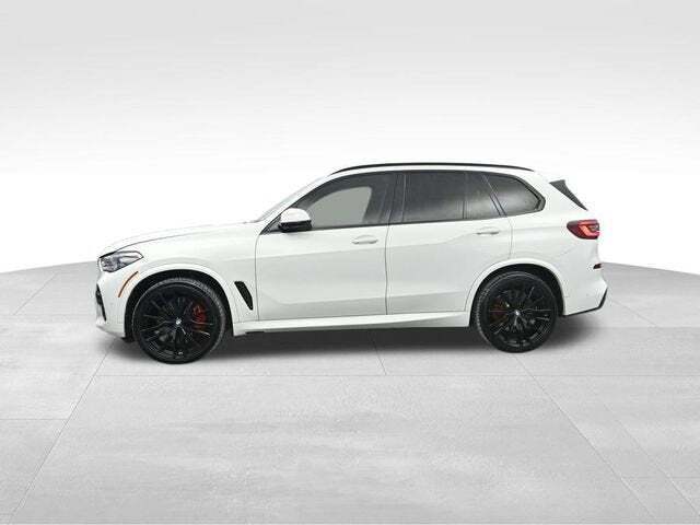 2022 BMW X5 M50i