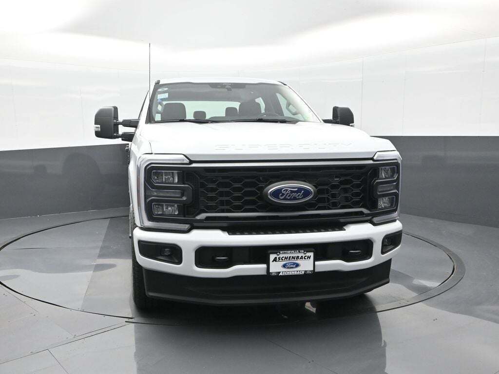 2026 Ford F-350 Super Duty XL