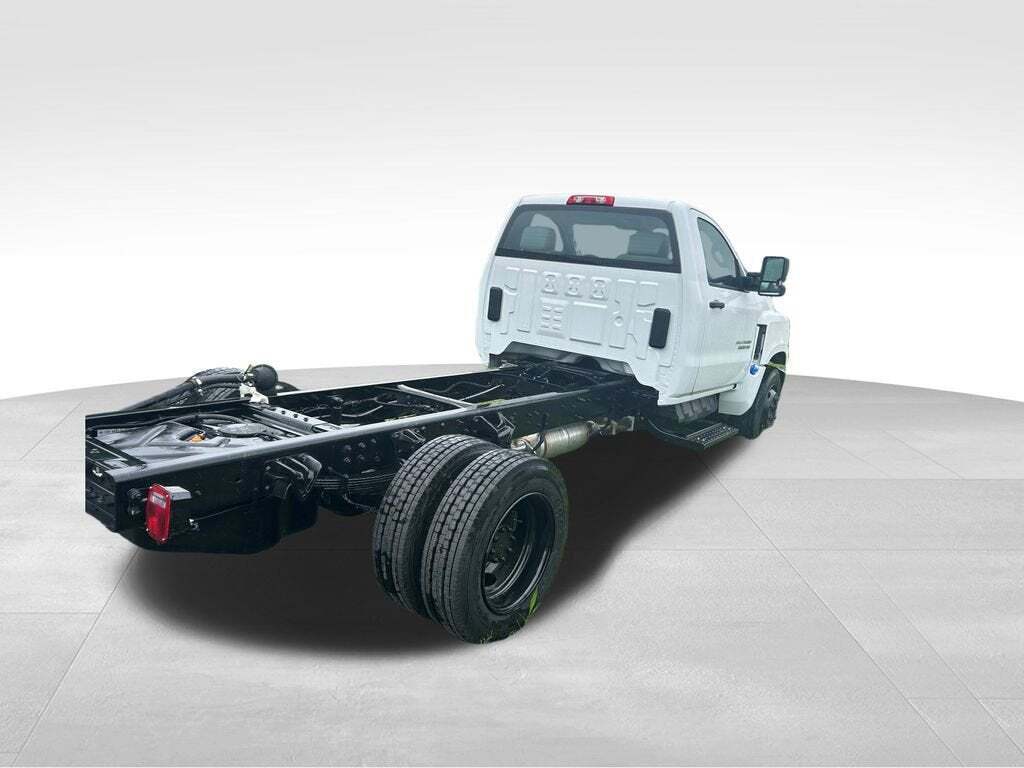 2023 Chevrolet Silverado 4500HD 