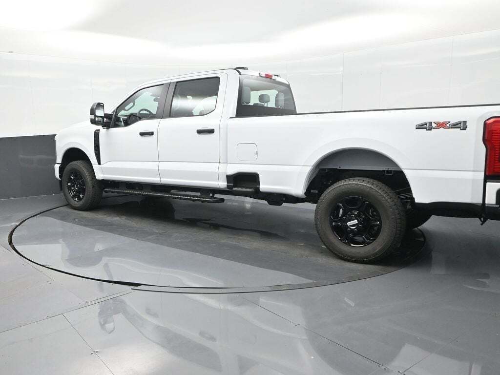 2026 Ford F-350 Super Duty XL