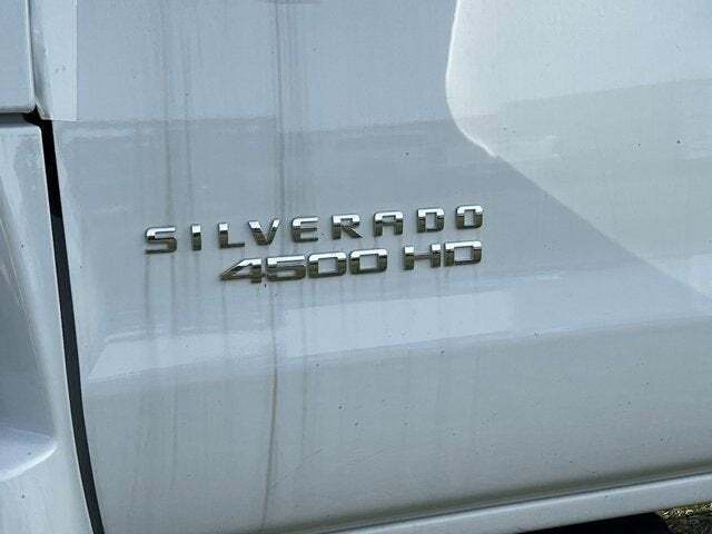 2023 Chevrolet Silverado 4500HD 
