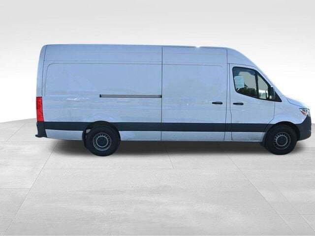 2023 Mercedes-Benz Sprinter 2500