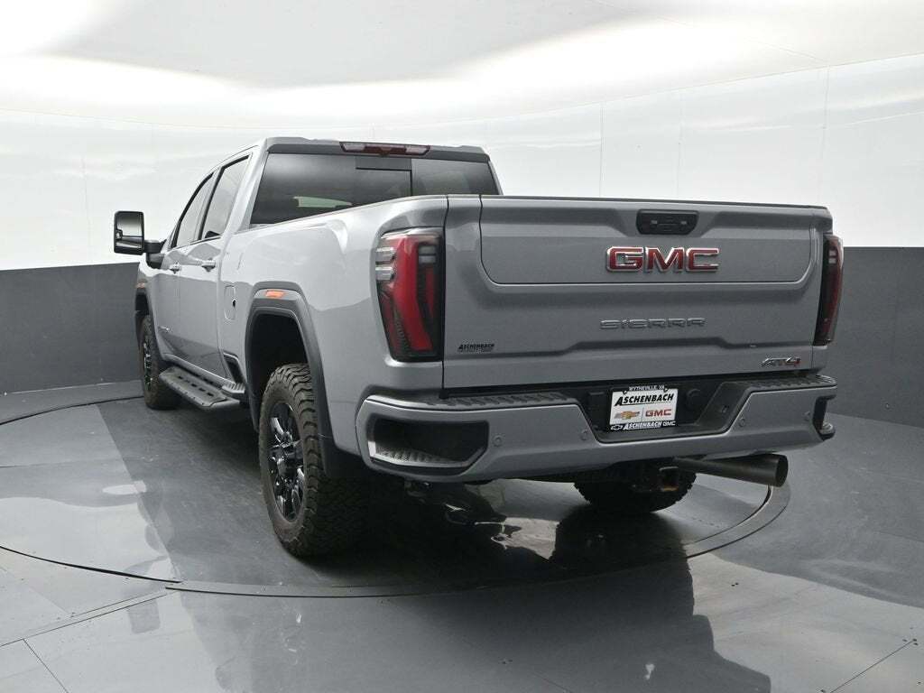 2025 GMC Sierra 3500HD AT4