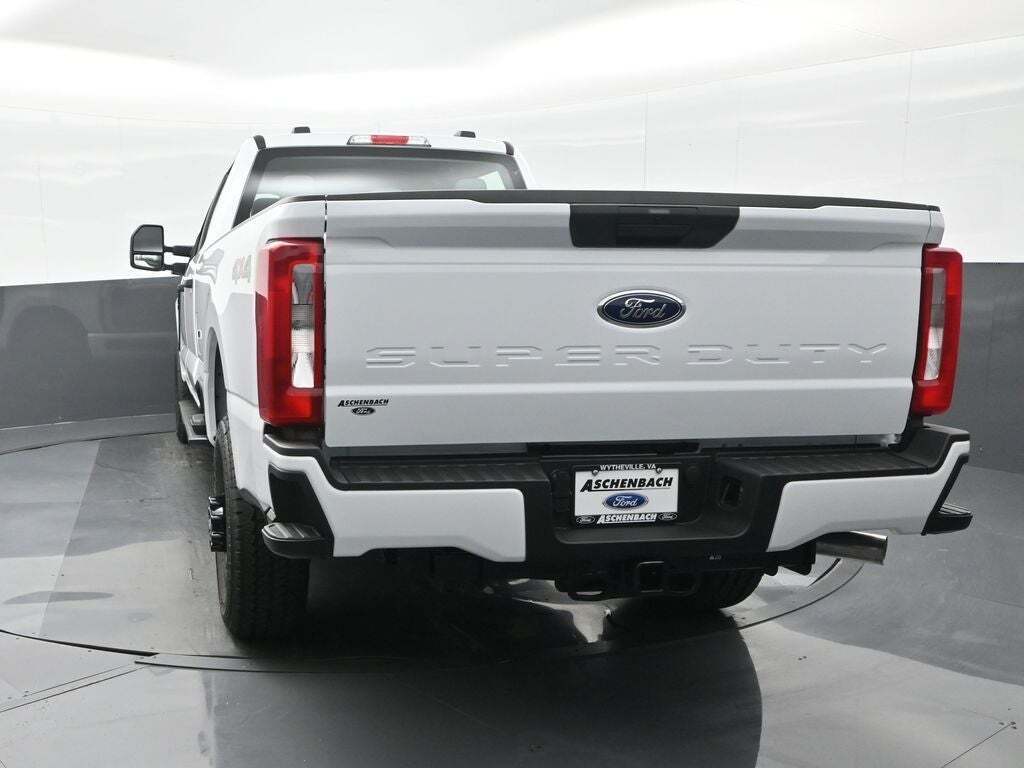 2026 Ford F-350 Super Duty XL