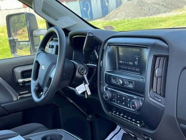 2023 Chevrolet Silverado 4500HD 