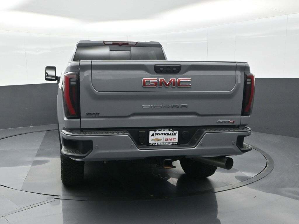 2025 GMC Sierra 3500HD AT4