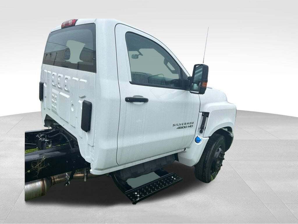2023 Chevrolet Silverado 4500HD 
