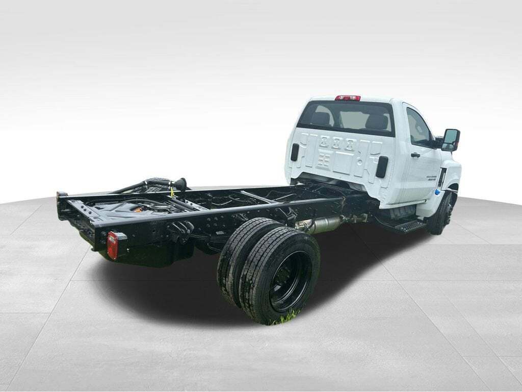 2023 Chevrolet Silverado 4500HD 