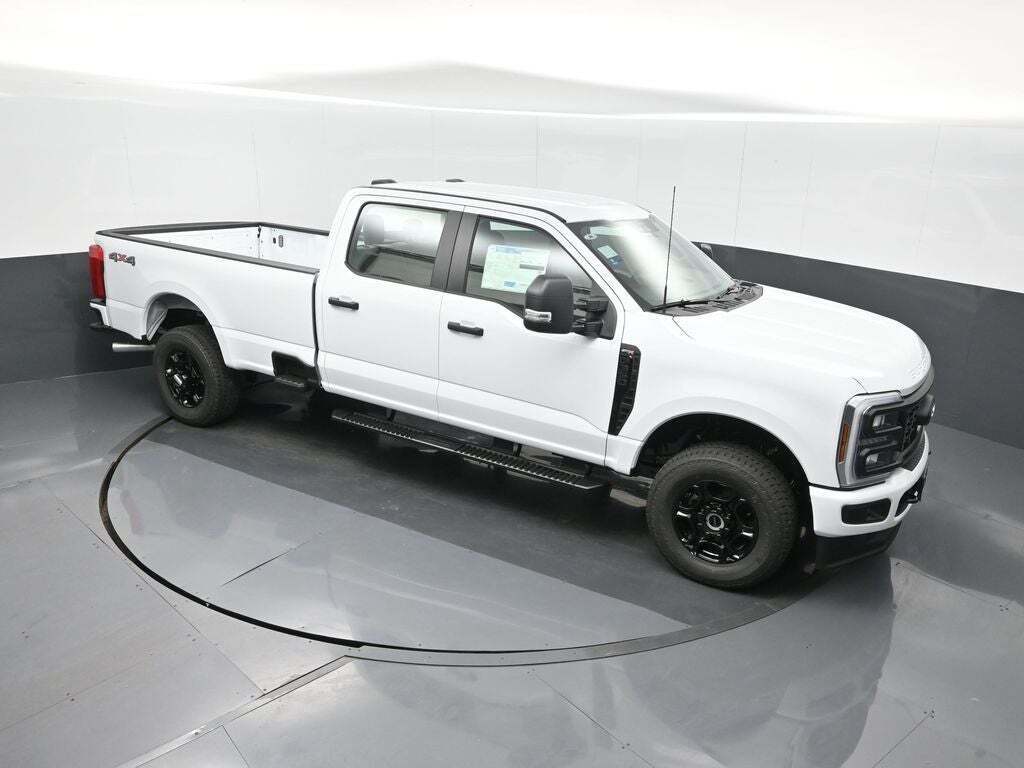 2026 Ford F-350 Super Duty XL