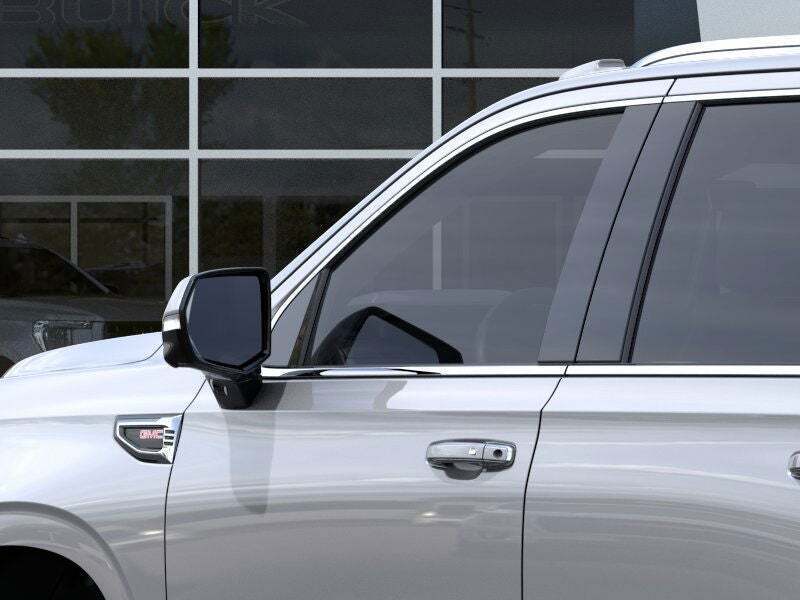 2025 GMC Yukon Elevation