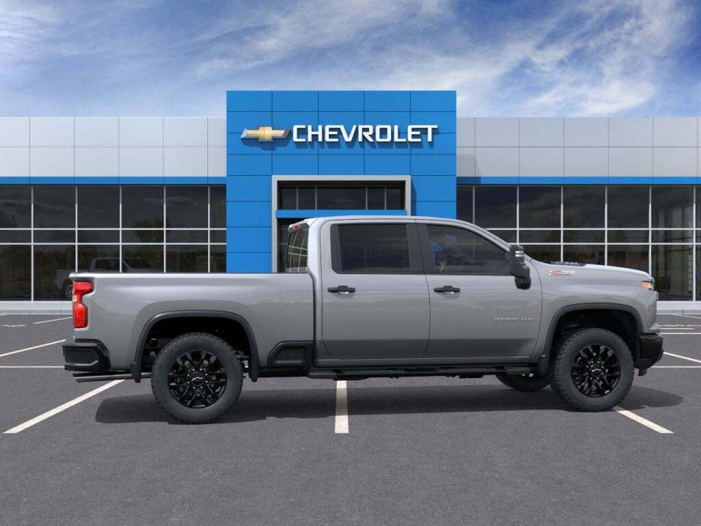 2025 Chevrolet Silverado 2500HD Custom