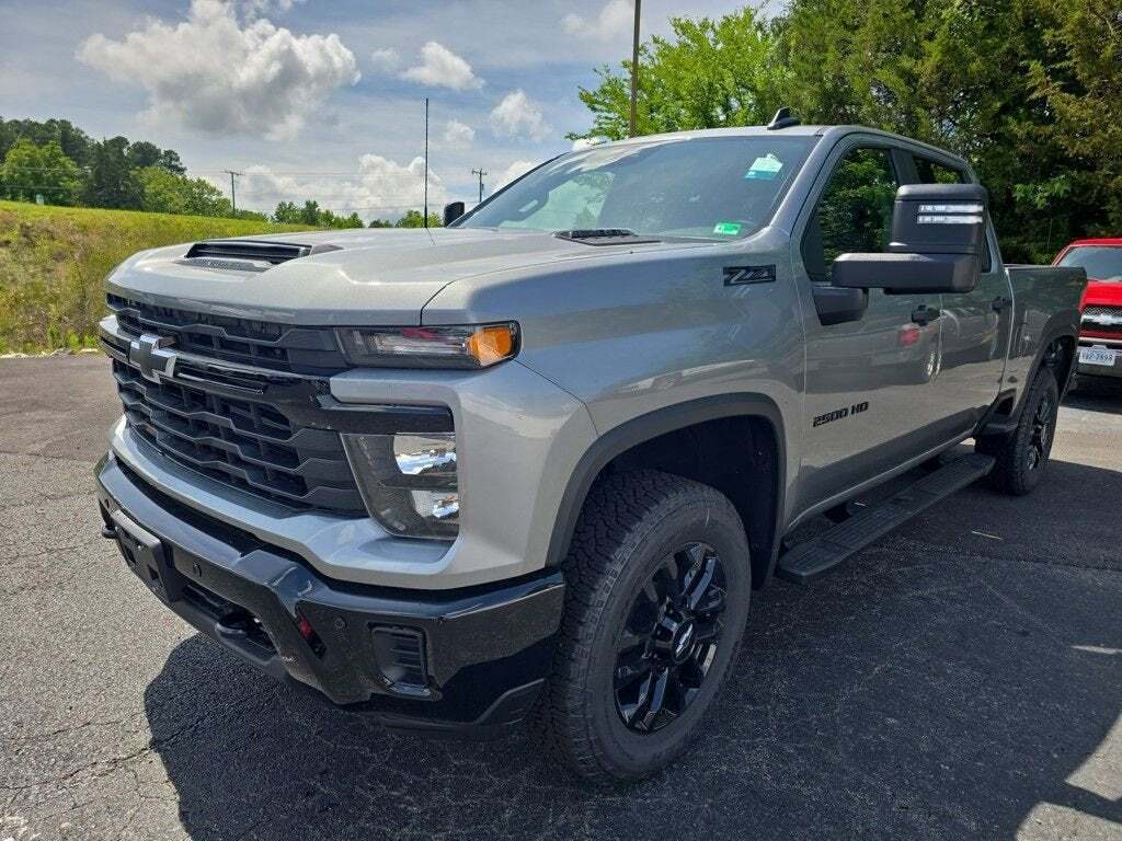 2025 Chevrolet Silverado 2500HD Custom