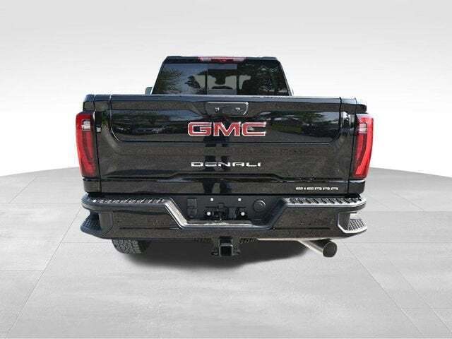 2025 GMC Sierra 2500HD Denali