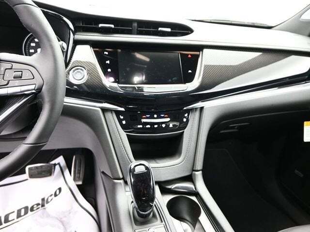 2025 Cadillac XT6 Sport